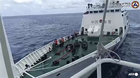 boso ph twitter|Philippines, China accuse each other of ship ramming in South .